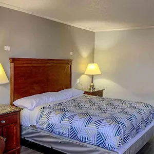 american-tudor-inn.hotels-in-virginia-beach.com/