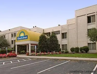 Hotel Days Inn By Wyndham Newport News City Center Oyster Point Stany Zjednoczone Ameryki