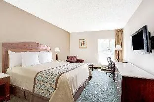 Hotel Days Inn By Wyndham Newport News City Center Oyster Point États-Unis